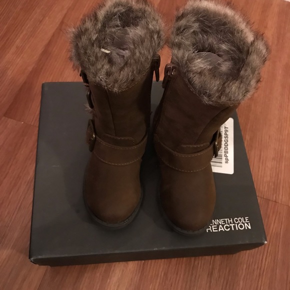 Kenneth Cole Fur Boots - Picture 4 of 5